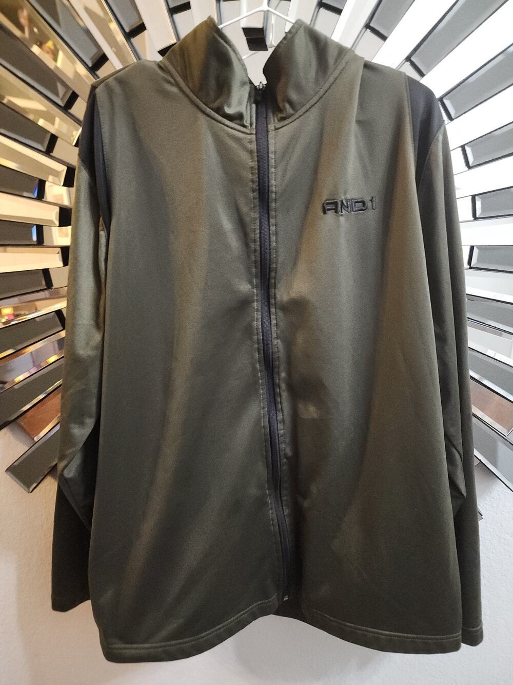 And1 Jacket Full Zip Up Army Green Large Long Sleeve Men's